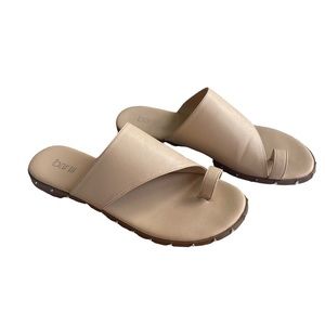 Bar III Slip on Toe loop sandals